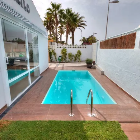 فيلة Casa Cocodrilo