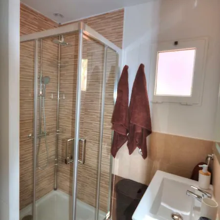 Casa Cocodrilo By Casas Cocodrilo *